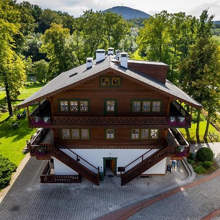 Hotel Dworzysko Szczawno-Zdroj Esterno foto