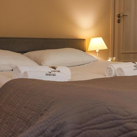 Hotel Dworzysko Szczawno-Zdroj Esterno foto