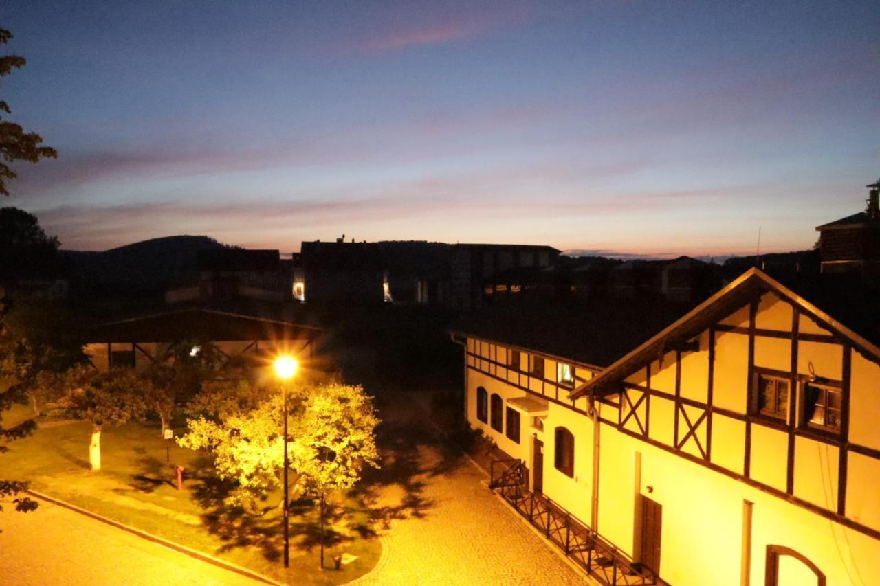Hotel Dworzysko Szczawno-Zdroj Esterno foto