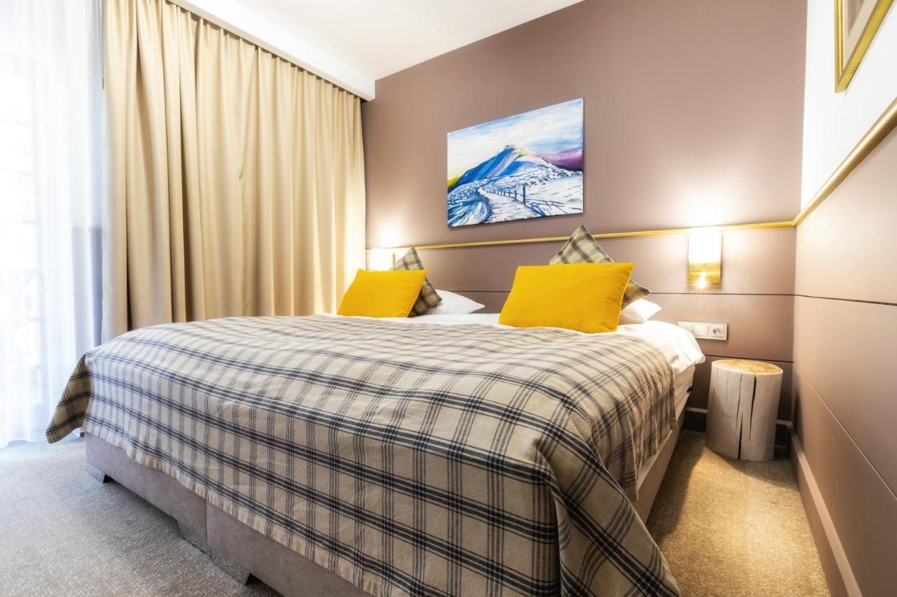 Hotel Dworzysko Szczawno-Zdroj Esterno foto