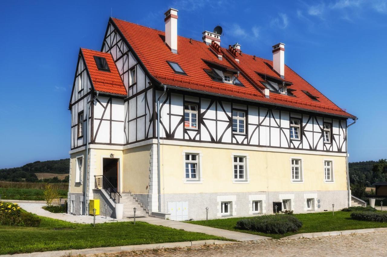 Hotel Dworzysko Szczawno-Zdroj Esterno foto