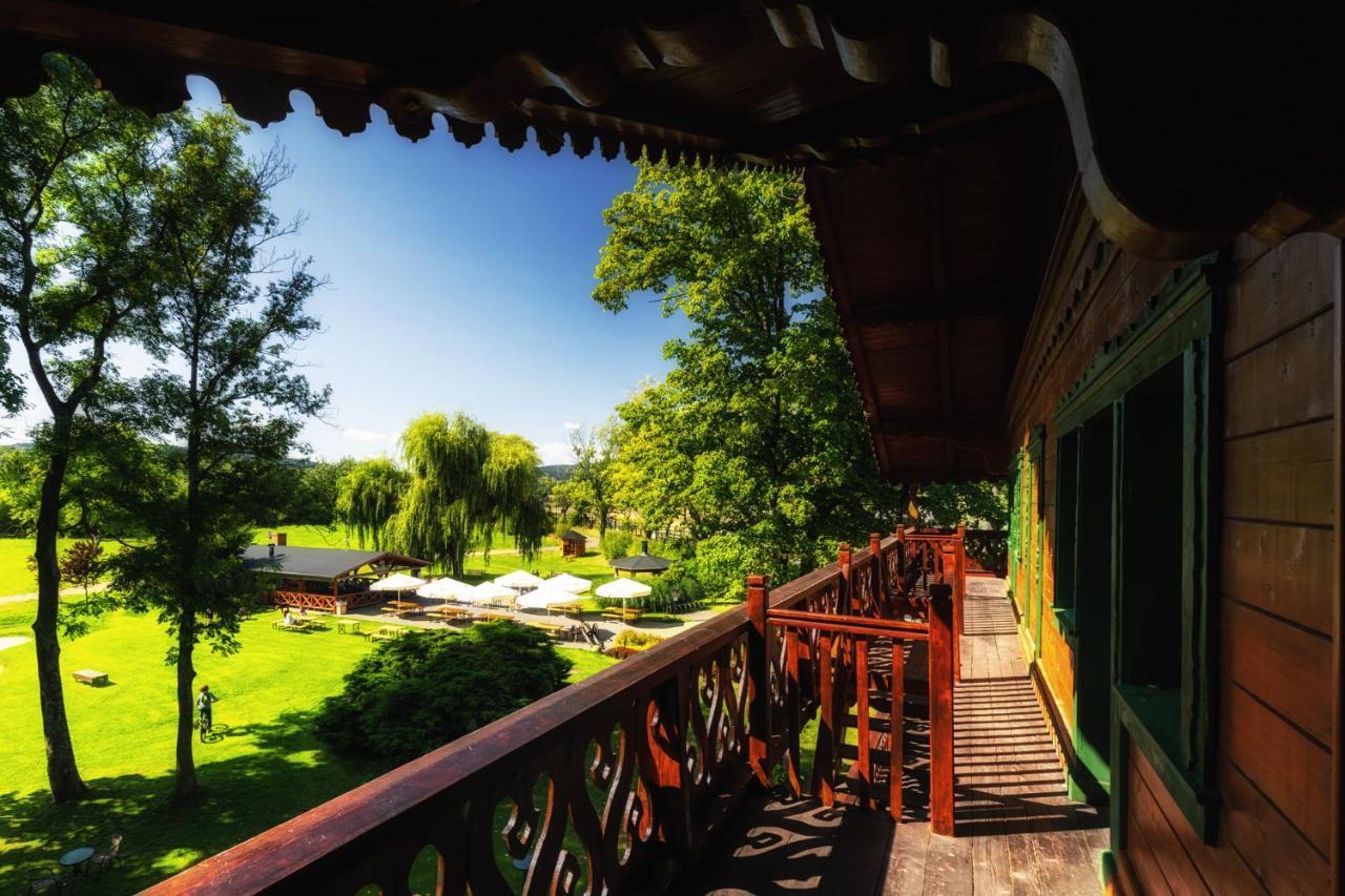 Hotel Dworzysko Szczawno-Zdroj Esterno foto