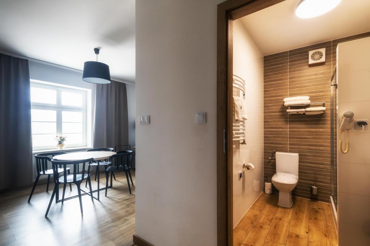 Hotel Dworzysko Szczawno-Zdroj Esterno foto